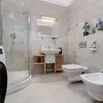 Krupnicza Apartment By Vsi